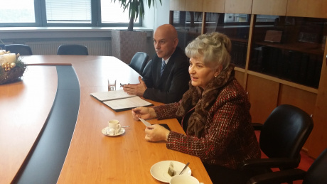 Absolventi pomôžu znížiť nápad na Najvyššom súde SR