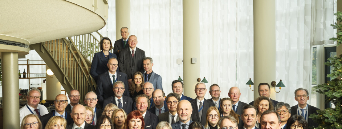 _PGP3863 Hoge Raad Network of the Presidents   