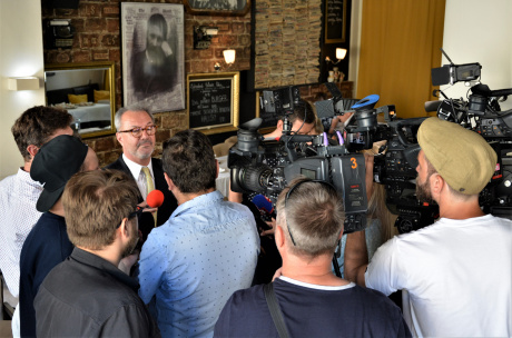 Ján Šikuta sa zapojil do debaty o procese a pravidlách zmeny ústavy